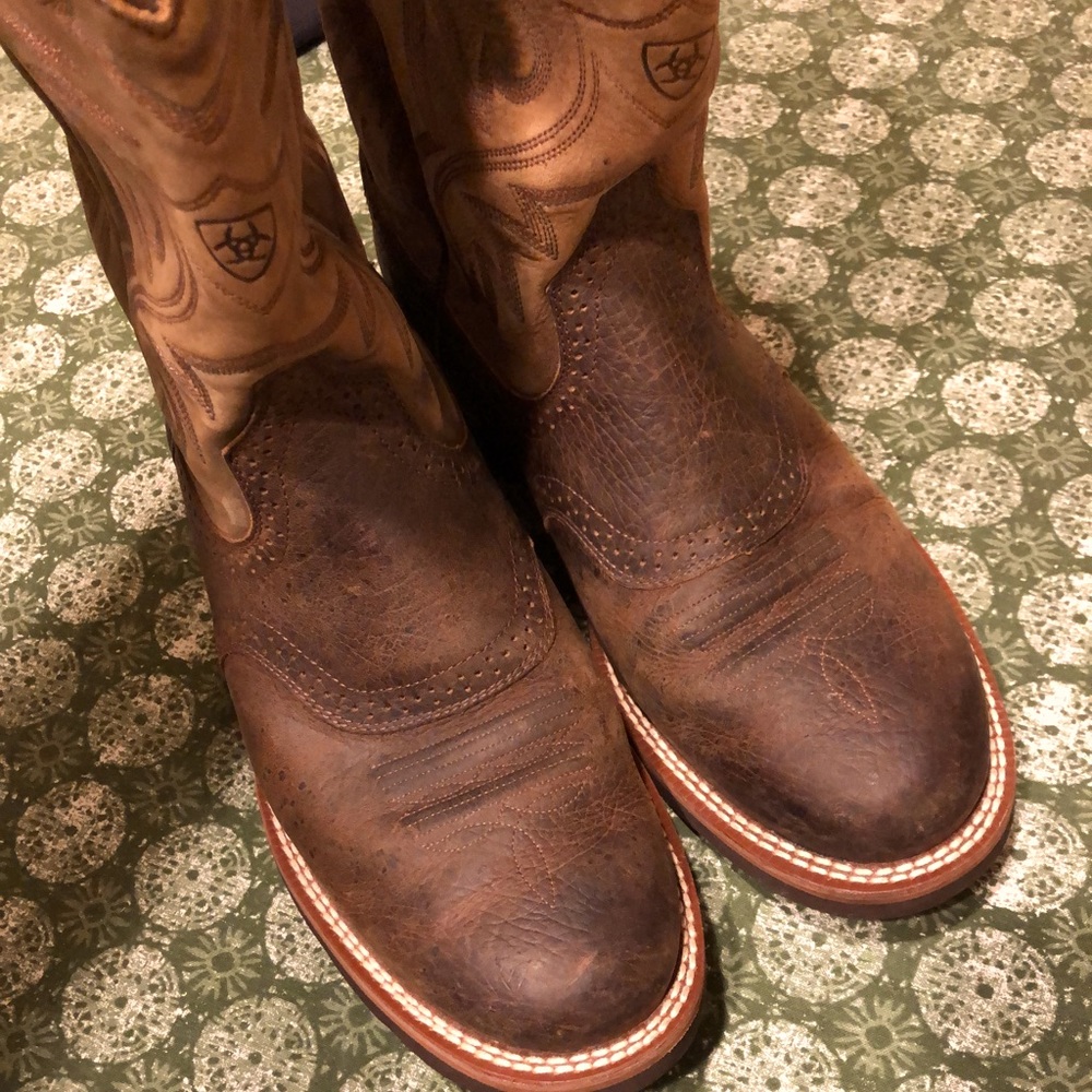 Men’s Ariat Heritage boot size 12EE